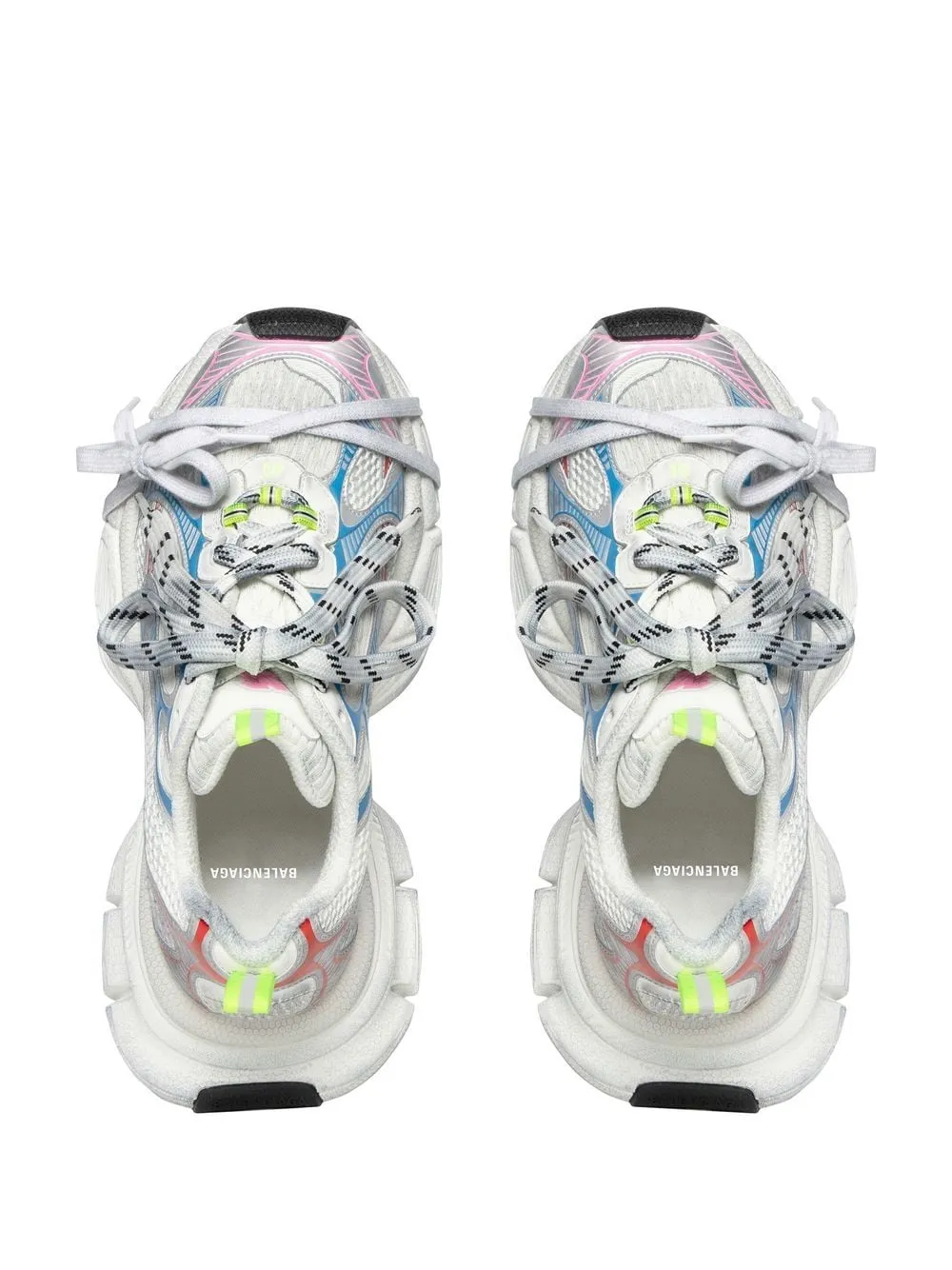 3xl sneakers