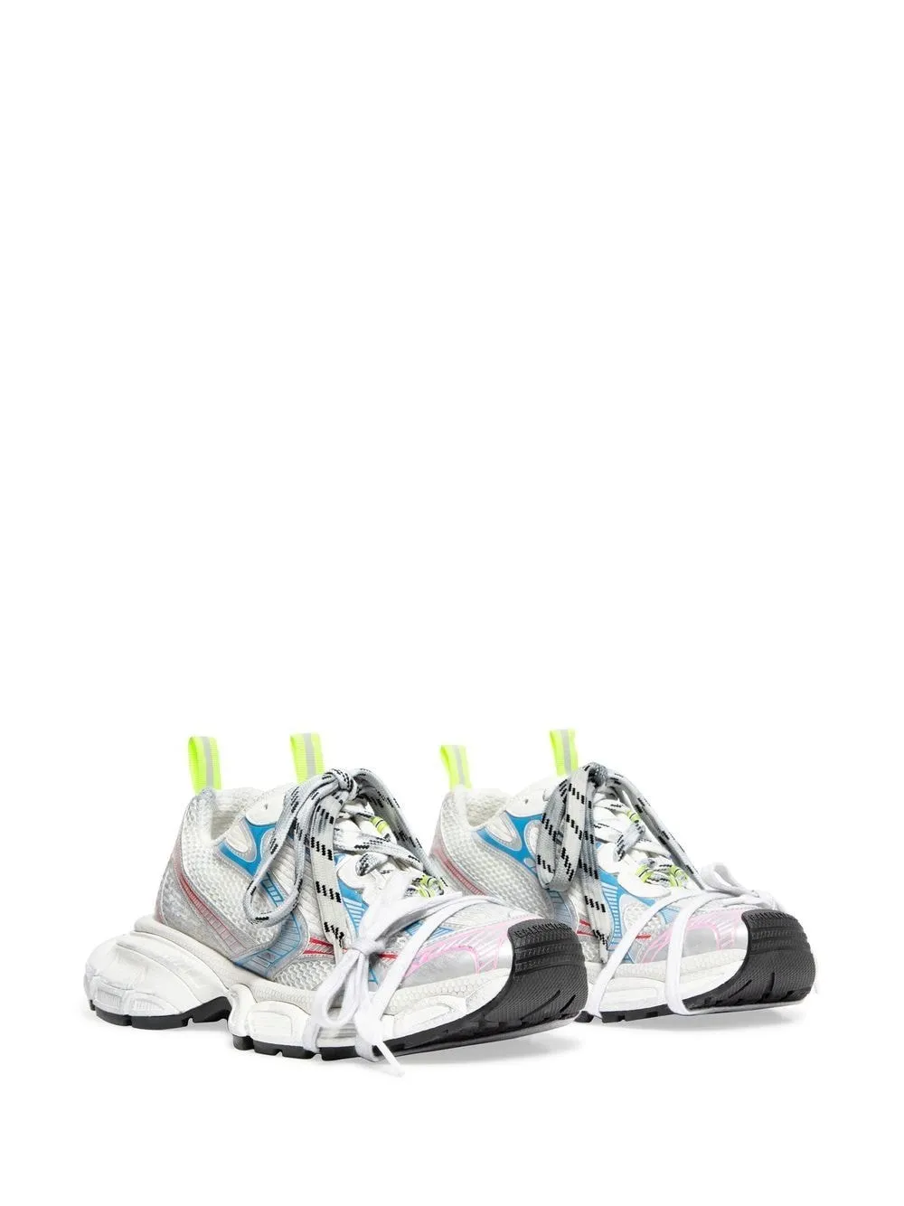 3xl sneakers