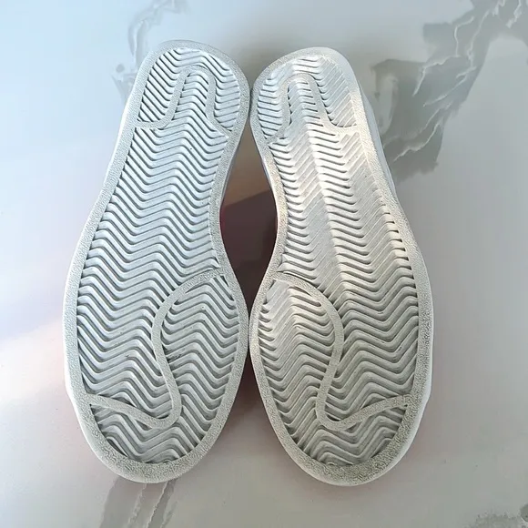 Adidas Campus Stitch and Turn Pink Embossed 3 Stripes Sneakers Womens Sz 5.5