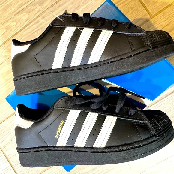Adidas Superstar C kids sneakers size 13.5