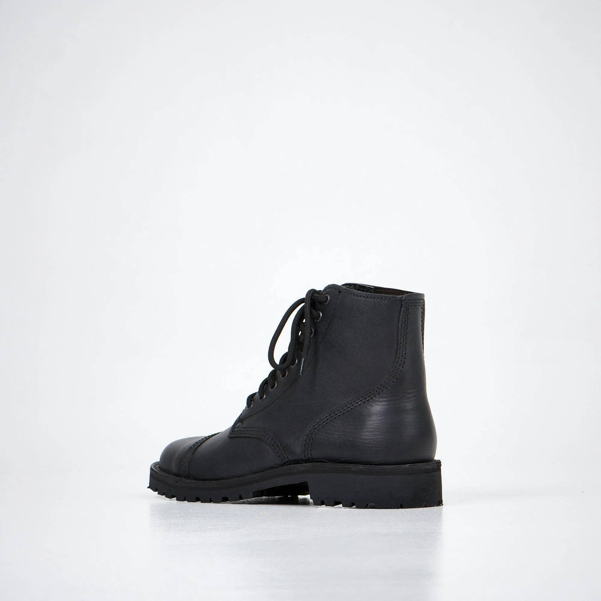 AIPI A-PS-2 - Black