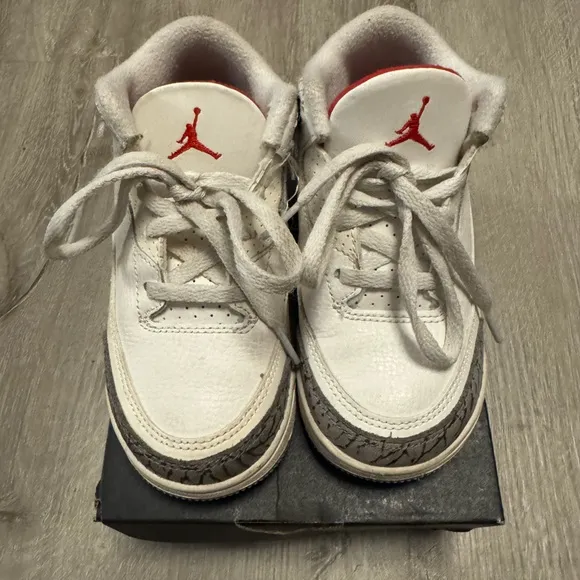 Air Jordan Retro 3 Red White Black