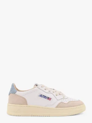 Autry Medalist Low Leather Sneakers