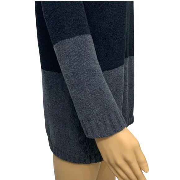 BCBG Max Azria Colorblock Turtleneck Sweater  oversized Top Women’s size XS