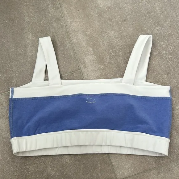 Beyond Yoga NEW Colorblock Sports Bra