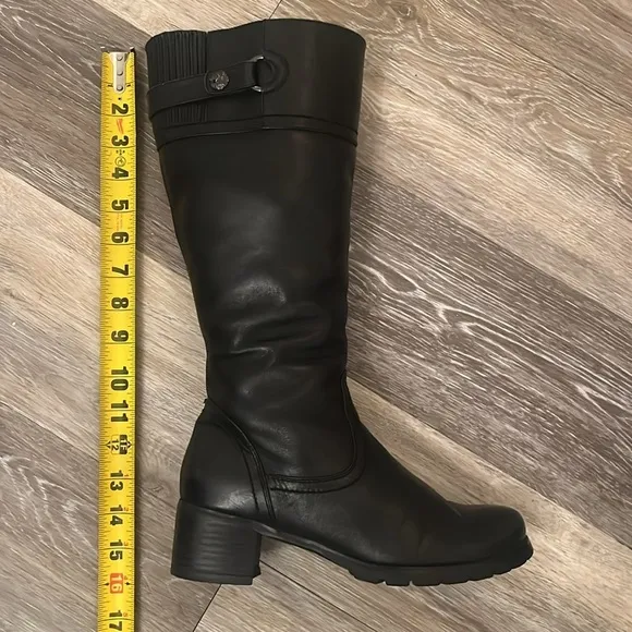 Blondo Black Leather winter Boots with Fleece Lining size 7 wide side zip up