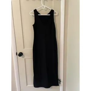 Boston Proper Black V-Neck Strap Dress