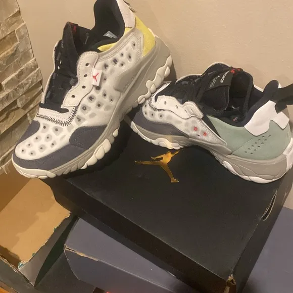 Boys Brand New Jordan Sneakers
