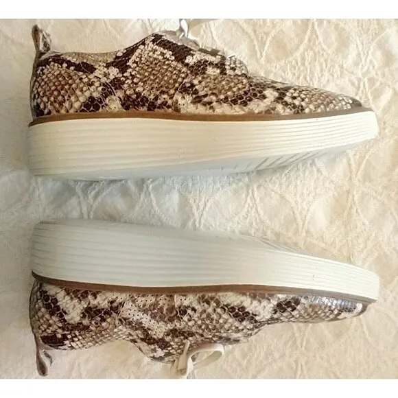 Cole Haan Women's OriginalGrand Leather Platform Wingtip Oxford Snakeskin - 8B