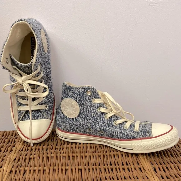 Converse All Star Chuck Taylor Blue &amp; Cream Wool Sweater Knit Hi-Tops Size 7.5
