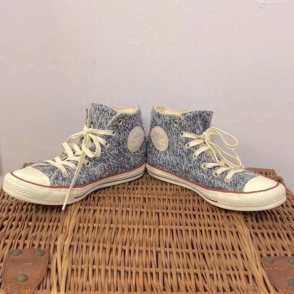 Converse All Star Chuck Taylor Blue &amp; Cream Wool Sweater Knit Hi-Tops Size 7.5
