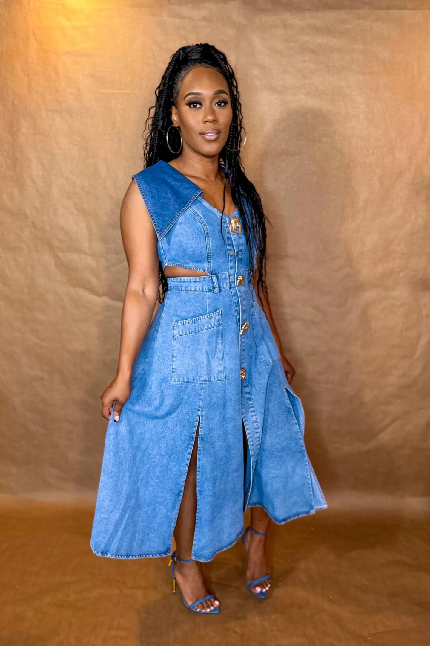 DENIM CUTOUT MAXI DRESS