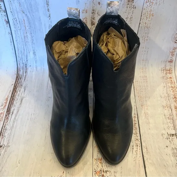 DOLCE VITA Stan Chelsea Snakeskin Leather Heeled Booties Ankle Boots SZ 8.5 EUC