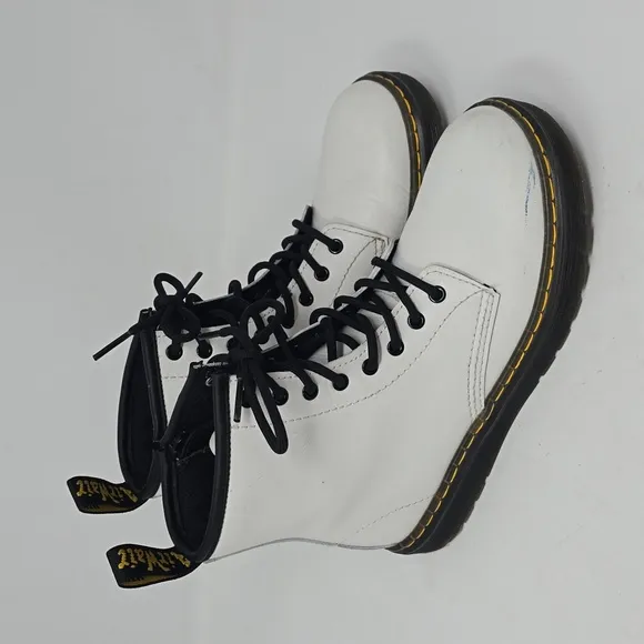 Dr. Martens Zavala White Leather Little Kid  Boots Size 3