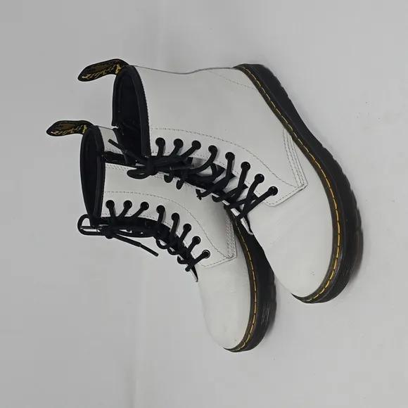 Dr. Martens Zavala White Leather Little Kid  Boots Size 3