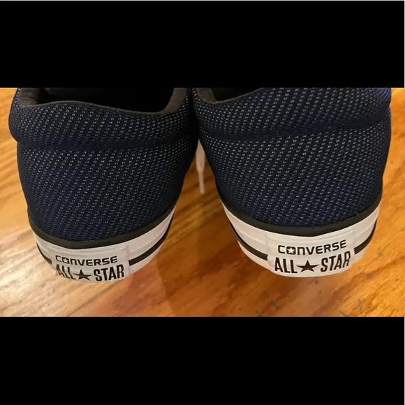 .EUC Converse Chuck Taylor All Star Sneaker, Blue