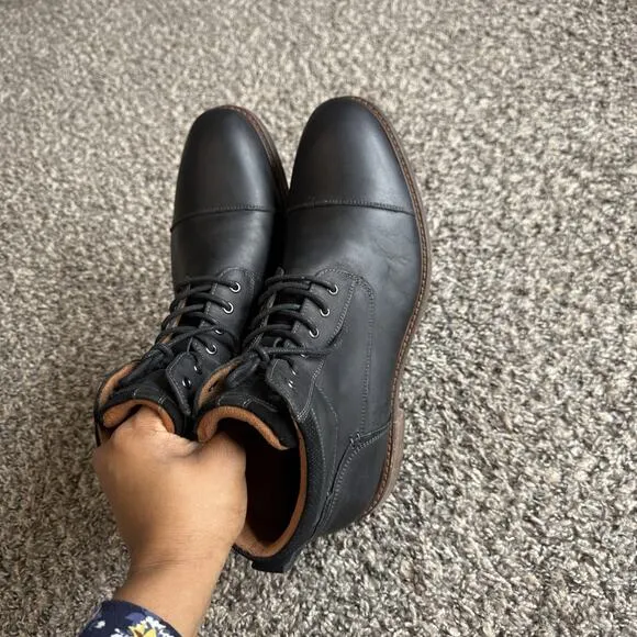 Florsheim Men’s Lodge Cap Toe Boot Black Size 11 M Lace Up Zip Comfort Lug Sole