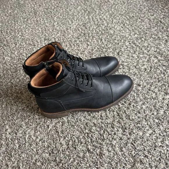 Florsheim Men’s Lodge Cap Toe Boot Black Size 11 M Lace Up Zip Comfort Lug Sole