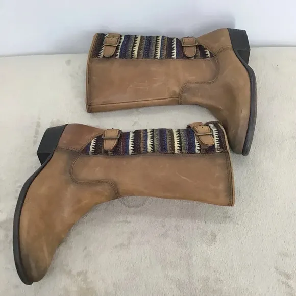 Gianni Bini Women’s Western Style Leather Brown Boots W/Buckle Brown Size 7.5
