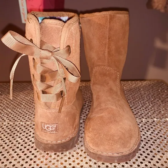 Girl’s Ugg Boots