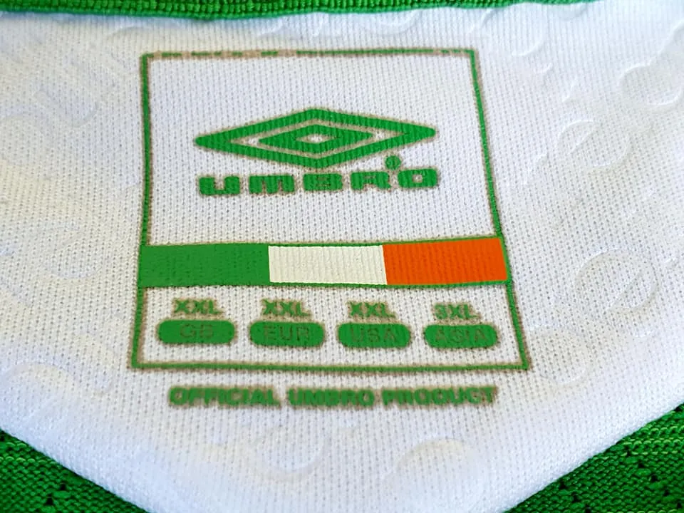IRELAND 2008-2009 RARE ROBBIE KEANE 10 HOME UMBRO JERSEY SHIRT 2XL /XL SOLD !!!