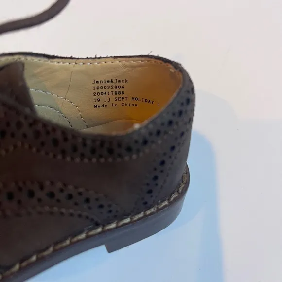 Janie and Jack Wingtip Brown Chocolate‎ Nubuck Leather Kids Lace Up  Dress Shoes