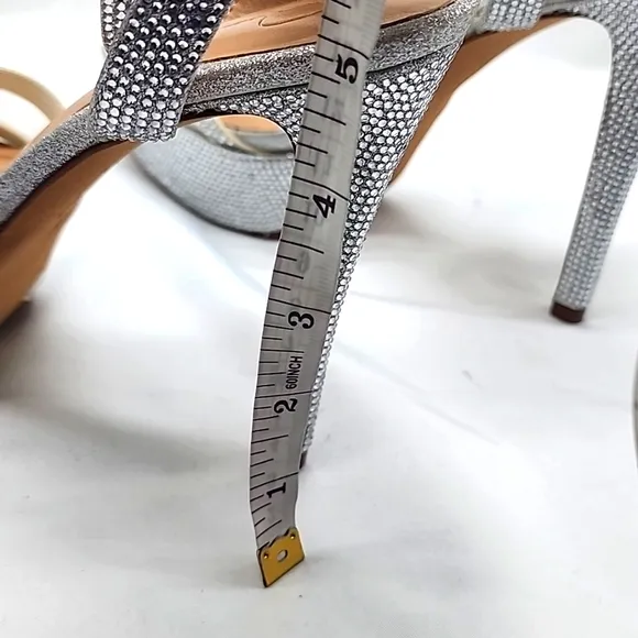 JESSICA SIMPSON●OLUINA● EMBELLISHED●PLATFORM PUMP●SILVER/CLEAR ●LADIES 7.5●NWOB●