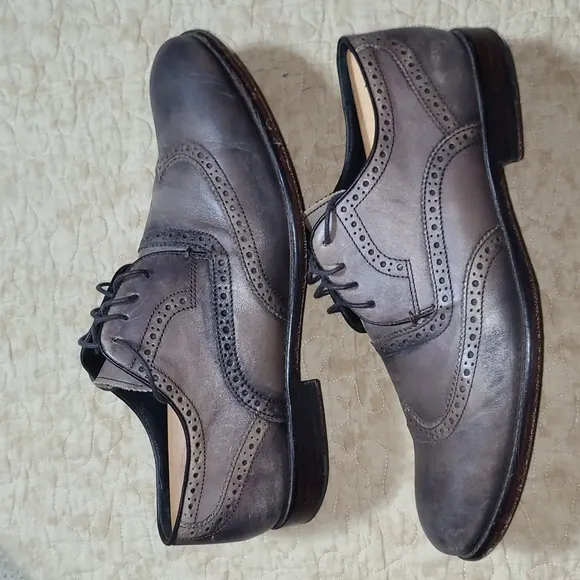 JOHN VARVATOS Wingtip Dress Shoes Size 10