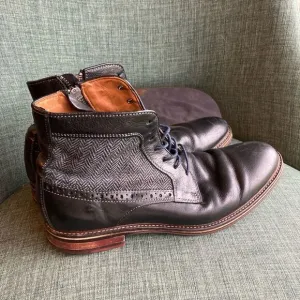 Johnston &amp; Murphy Men’s Warner Sheep Skin and leather Oxford zip boots size 8.5.