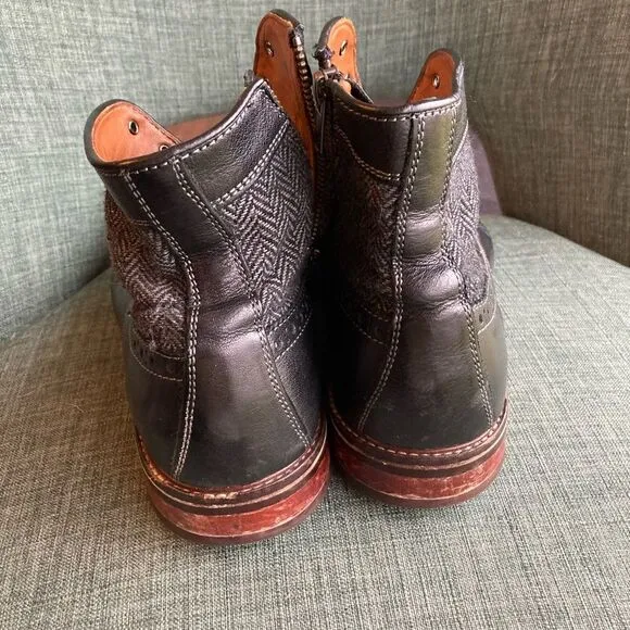 Johnston &amp; Murphy Men’s Warner Sheep Skin and leather Oxford zip boots size 8.5.