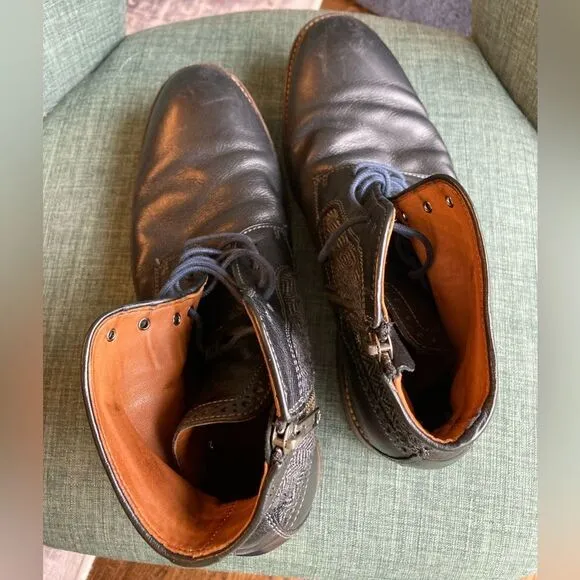 Johnston &amp; Murphy Men’s Warner Sheep Skin and leather Oxford zip boots size 8.5.