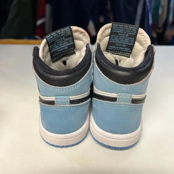 Jordan 1 Retro High OG University Blue 6C
