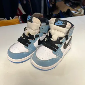 Jordan 1 Retro High OG University Blue 6C