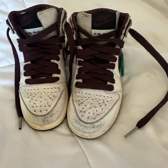 Jordan 1 Retro High Toddler size 11