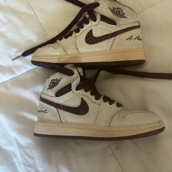 Jordan 1 Retro High Toddler size 11