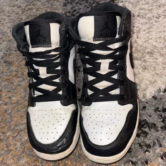 Jordan Kids Black and White Sneakers