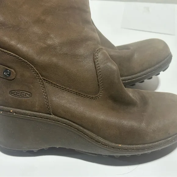 KEEN AKITA Knee High Wedge Boots Brown Suede Womens Size 7.5‎