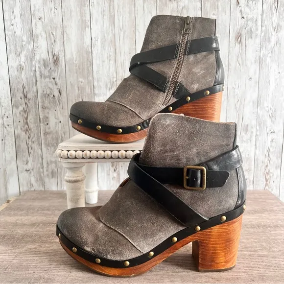 Kork-Ease Women’s Distressed Studded Leather Razzoli Boots Size 7.5
