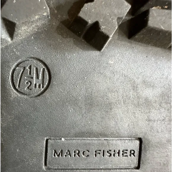 Marc Fisher Padmia White Leather Chelsea Combat Lug Sole Boots 7.5