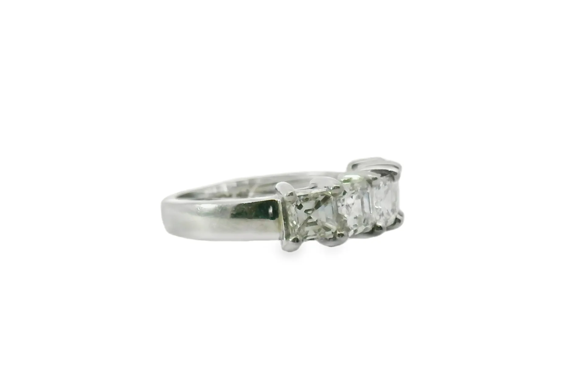 Martin Flyer 1/2 Way Around Asscher Cut Band