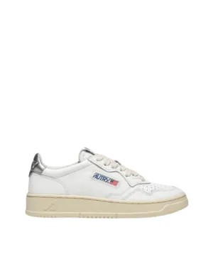MEDALIST LOW SNEAKERS IN LEATHER WHITE AND SILVER
