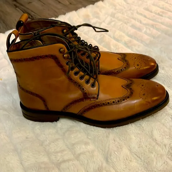 Men’s Steve Madden Wingtip Chukka Boot, Size:10, EUC!!