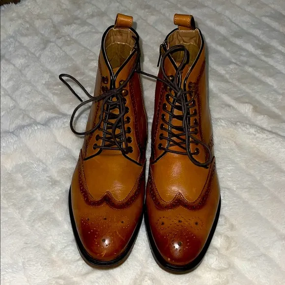Men’s Steve Madden Wingtip Chukka Boot, Size:10, EUC!!