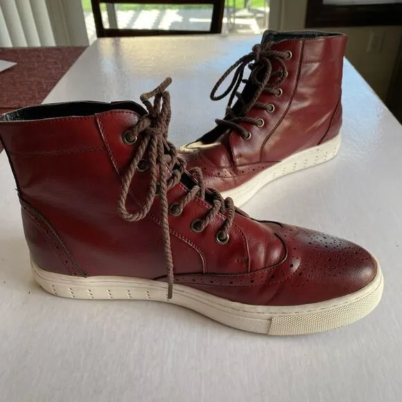 MEN’S Wingtip Lace Up Leather Boots Size 9- 9 1/2