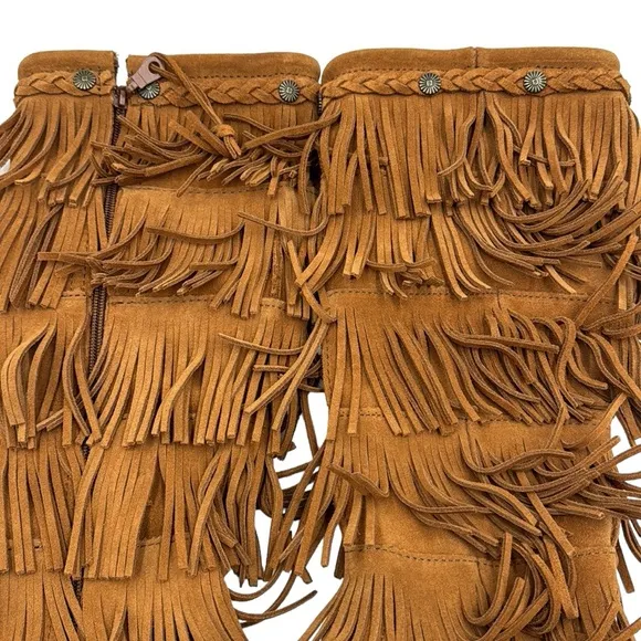 Minnetonka Suede 5 Layer Fringe Boots Size 7