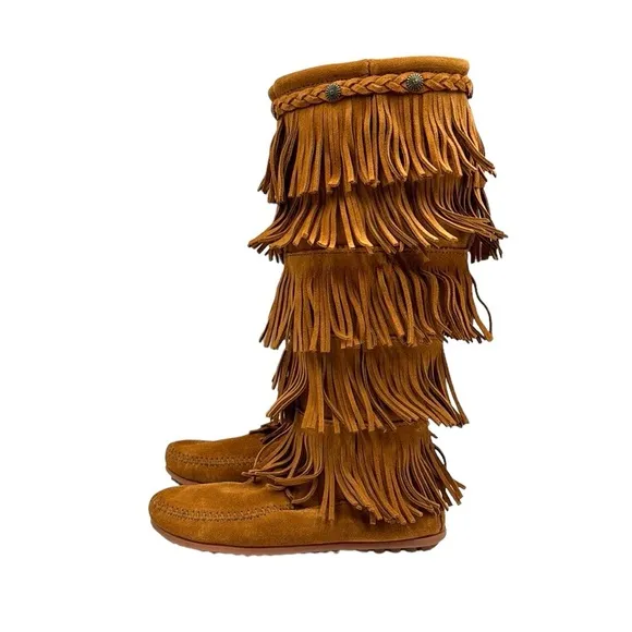 Minnetonka Suede 5 Layer Fringe Boots Size 7