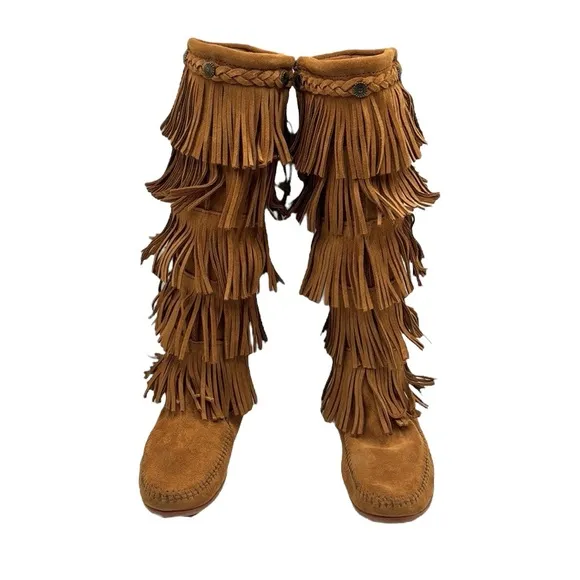 Minnetonka Suede 5 Layer Fringe Boots Size 7