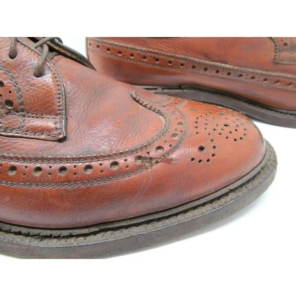 Nettleton Pebbled Leather Brogue Wingtip Derbys Mens Size US 9 A/C