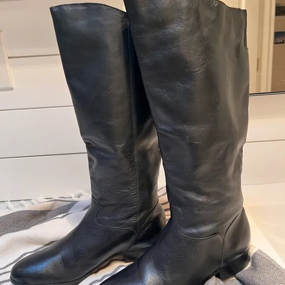 NEW NATURALIZER 🌼 Elegant Black Leather Women's Boots , Sz 7N .