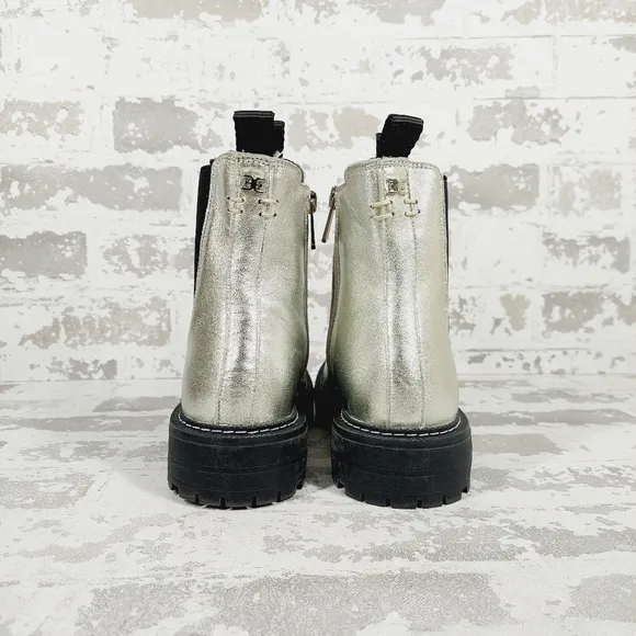 New Sam Edelman Laguna Silver Leather Pull On Chelsea Boots O105